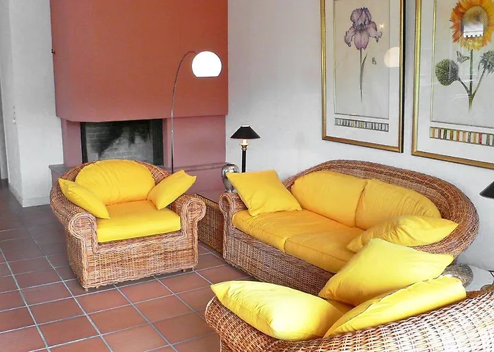 Apartamento Giardino By Interhome